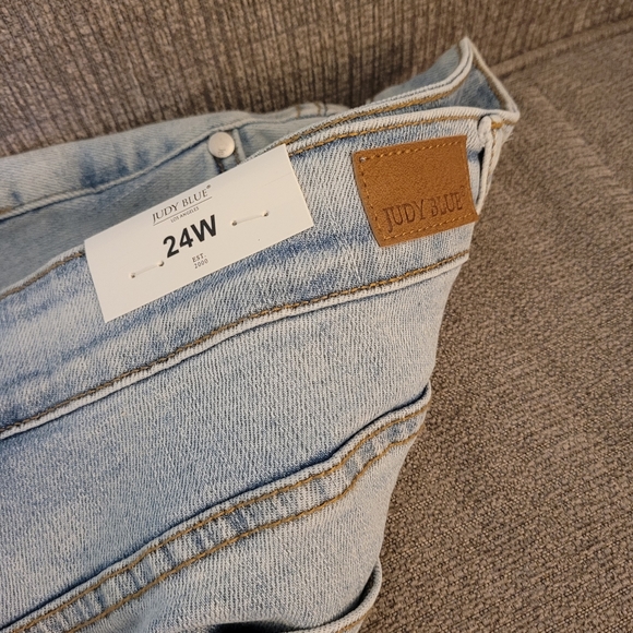 Judy Blue Distressed Boyfriend Fit Mid Rise Denim Jeans Size 24W - Picture 7 of 9